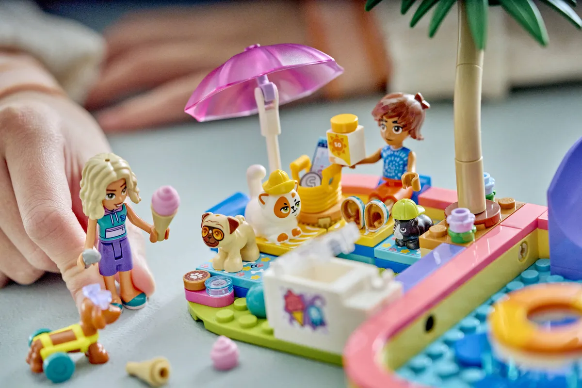 LEGO Fun Water Park Day (42676) - Bild 11