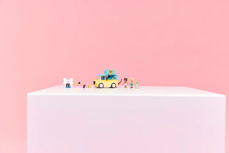 Pet Accessories Van by LEGO – product photo 10 of 12