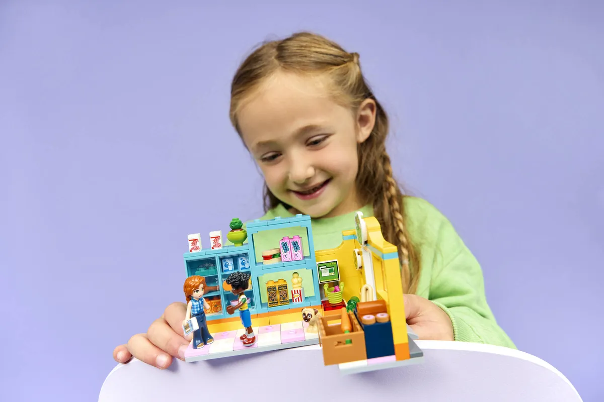 LEGO Heartlake City Convenience Store (42680) - Bild 8
