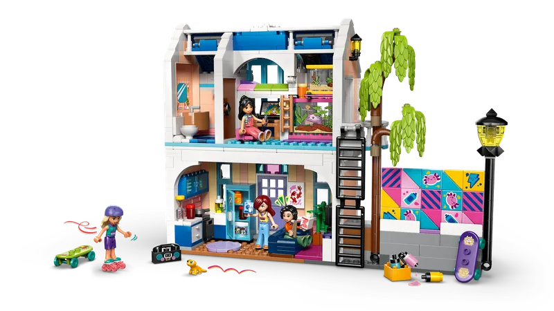 LEGO 42687 Liann's Family House detail image
