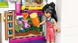 LEGO Liann's Family House (42687) - image 6