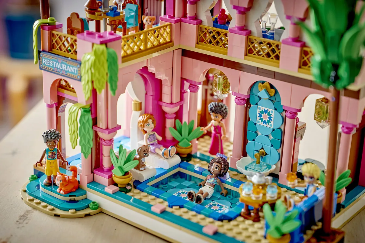 LEGO Garden Restaurant (42691) - Bild 8