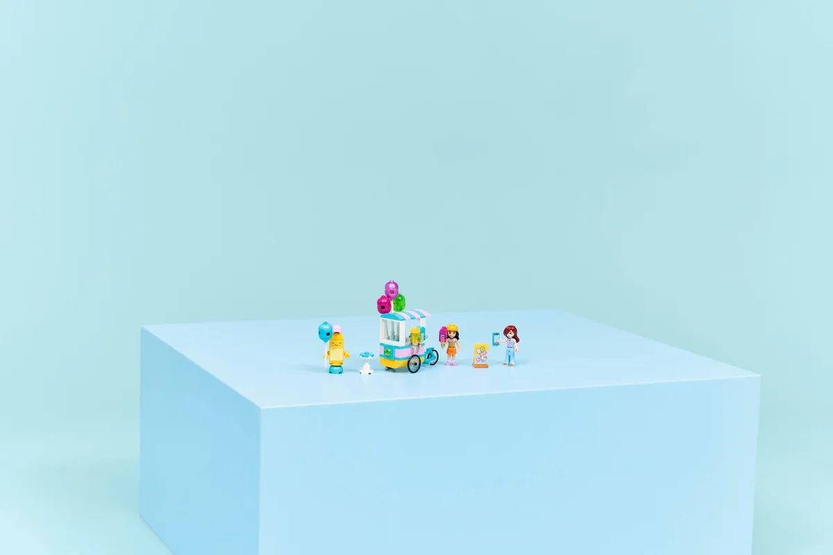 LEGO Ice Cream & Balloon Stand (42692) - Bild 8