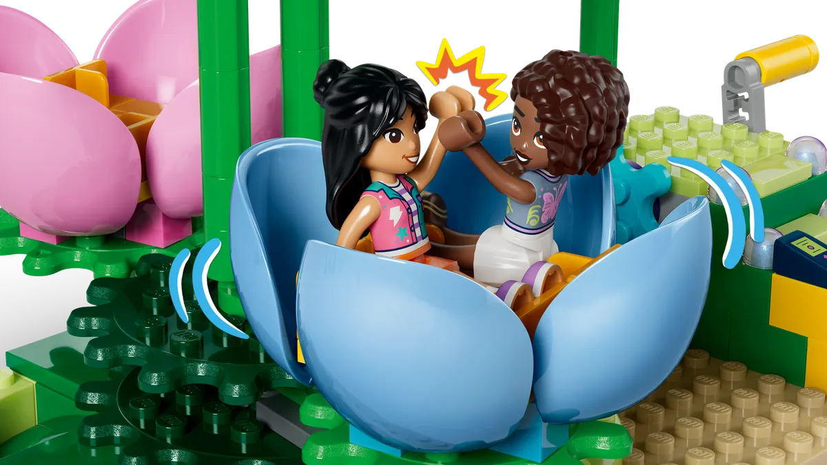 LEGO Spinning Flower & Fairy Teacup Ride (42702) - Bild 6