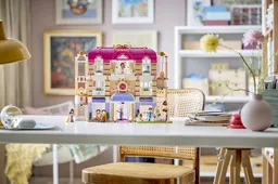 LEGO Heartlake City Grand Hotel (42704) - afbeelding 15