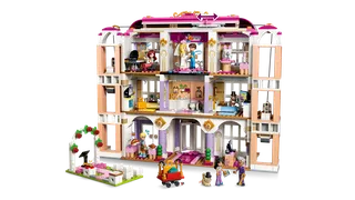 Heartlake City Grand Hotel by LEGO – product photo 6 of 17