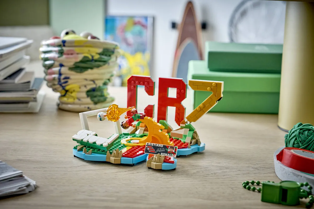 LEGO Cristiano Ronaldo – Football Highlights (43012) - Bild 8