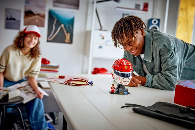 Scuderia Ferrari HP Charles Leclerc Helmet by LEGO – product photo 9 of 13