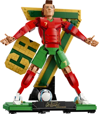 Cristiano Ronaldo – Football Legend by LEGO – product photo 1 of 9