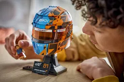 LEGO McLaren Mastercard F1® Team Oscar Piastri Helmet (43017) - image 9