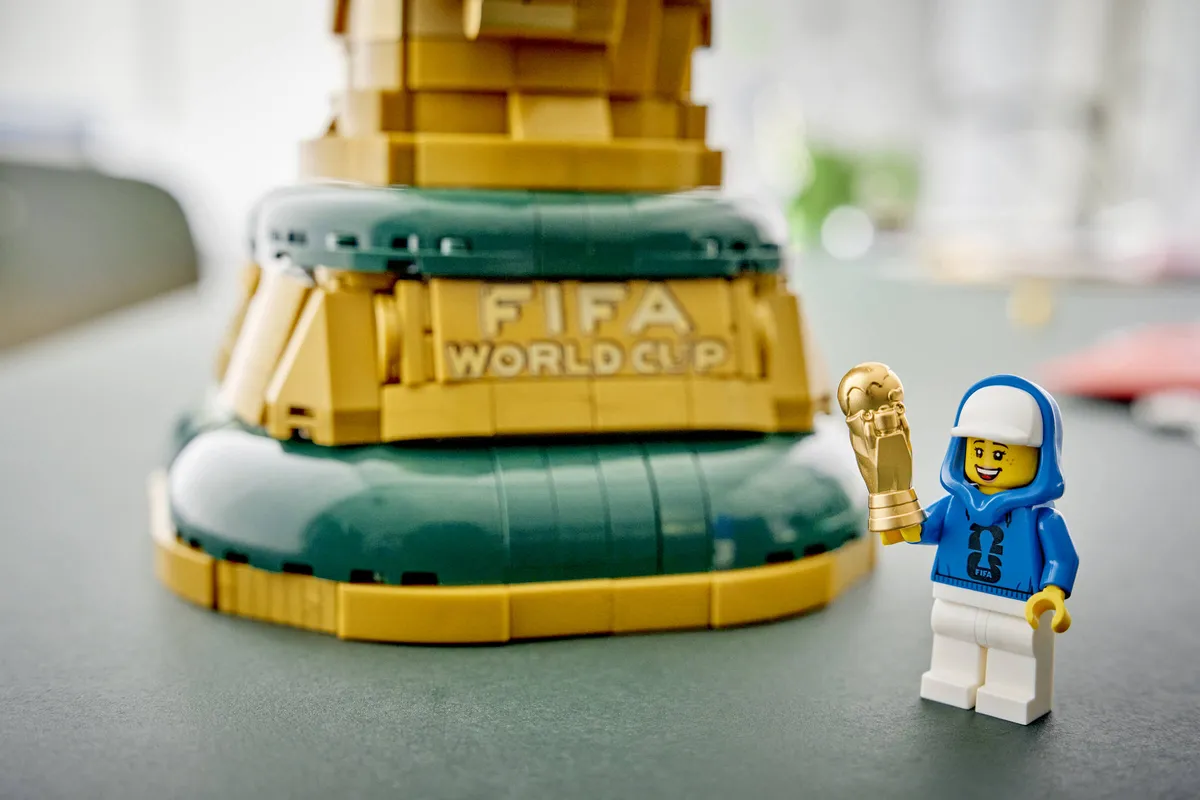 LEGO FIFA World Cup™ Official Trophy (43020) - Bild 12