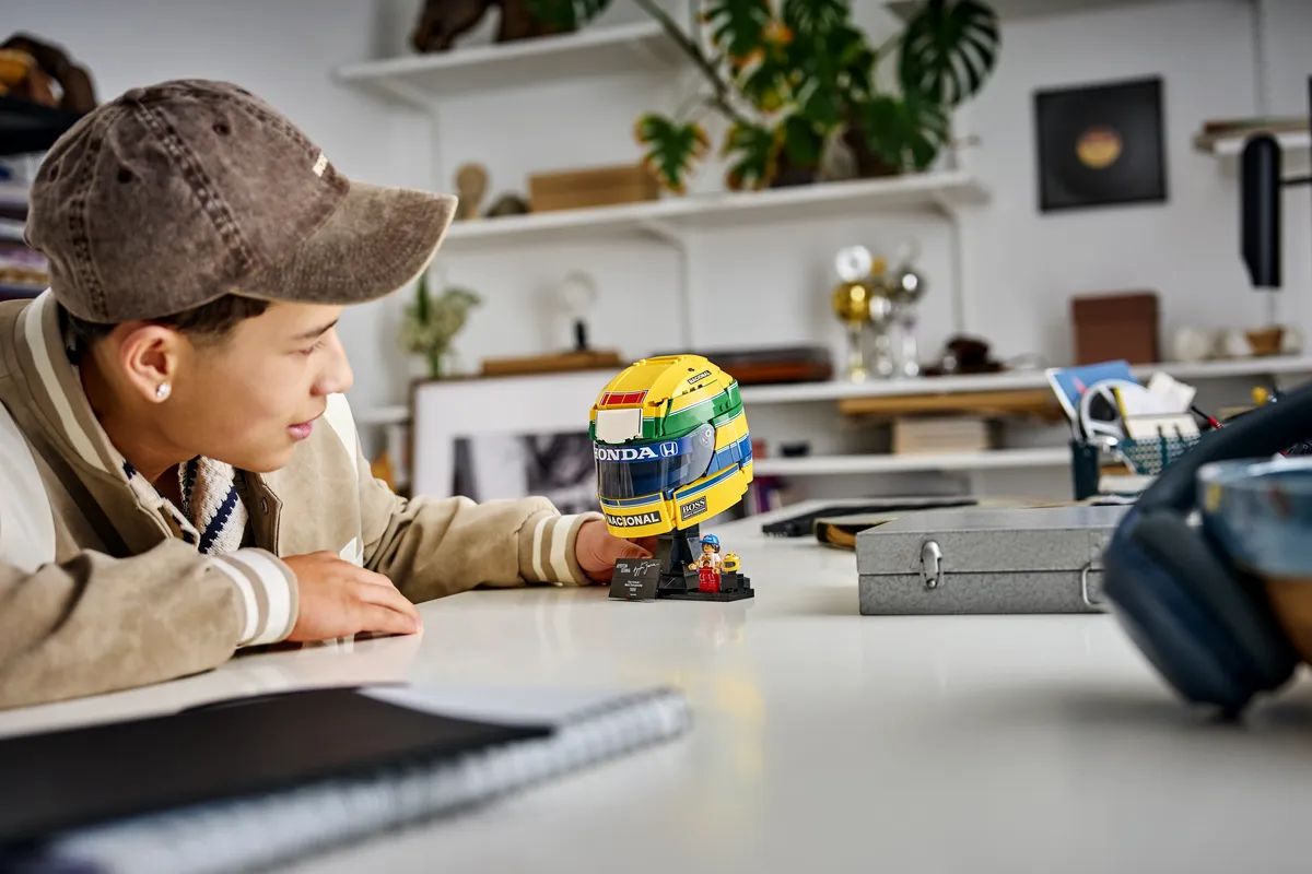 LEGO Ayrton Senna Helmet (43024) - Bild 8