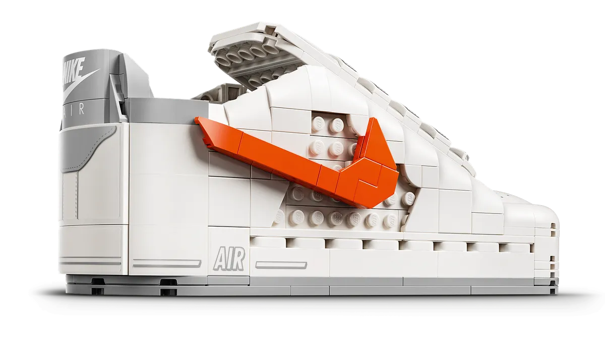 LEGO Nike Air Force 1 x LEGO® Set (43026) - Bild 2