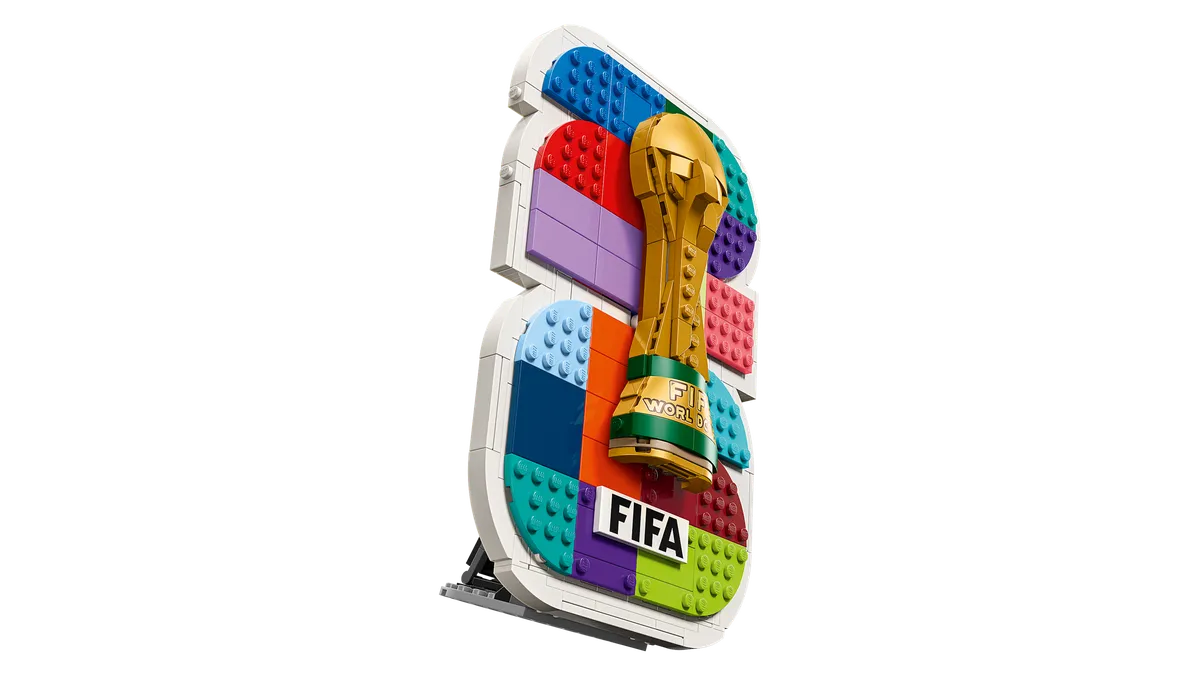 LEGO FIFA World Cup 2026™ Official Emblem (43032) - Bild 2