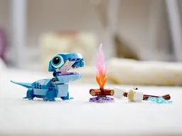 LEGO Bruni the Salamander Buildable Character (43186) - image 9