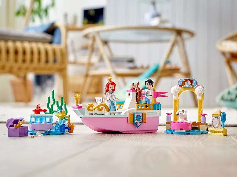 Ariel's Celebration Boat de LEGO – photo du produit 11 sur 11