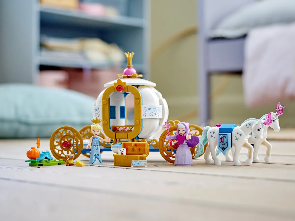 LEGO Cinderella’s Royal Carriage (43192) - Bild 10