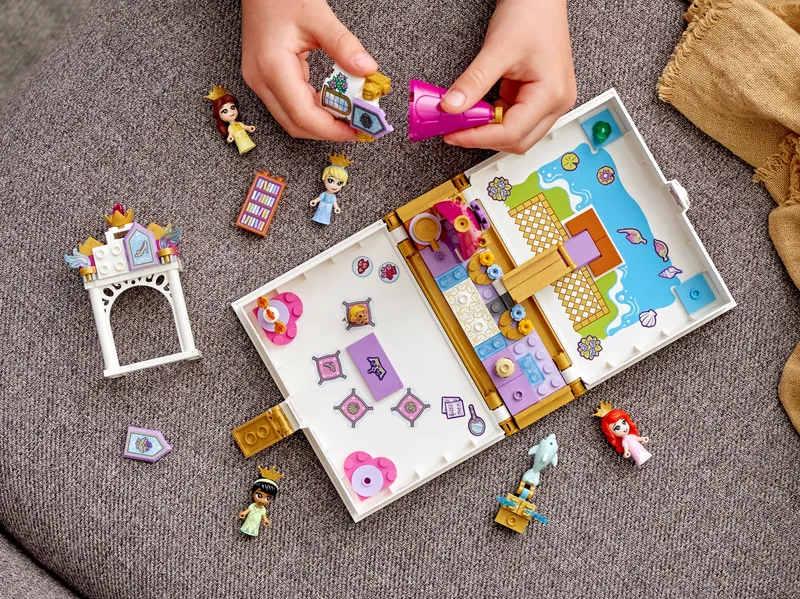 Ariel, Belle, Cinderella and Tiana's Storybook Adventures de LEGO – photo du produit 13 sur 16