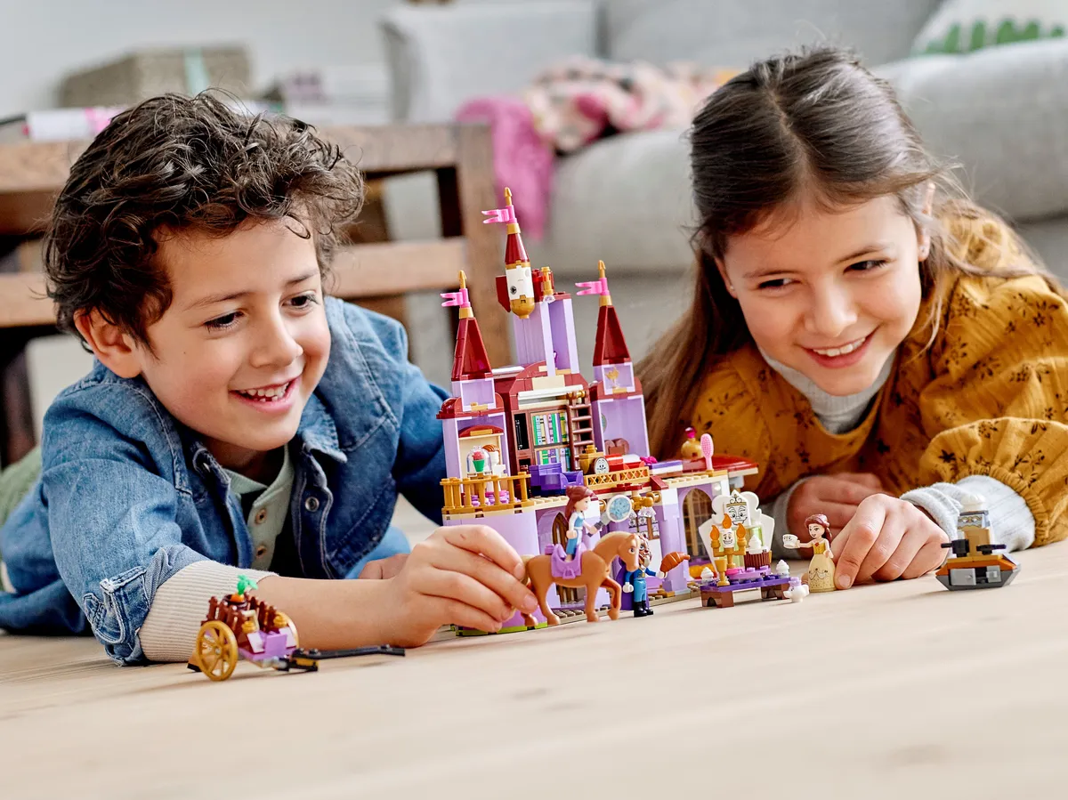 LEGO Belle and the Beast's Castle (43196) - Bild 12