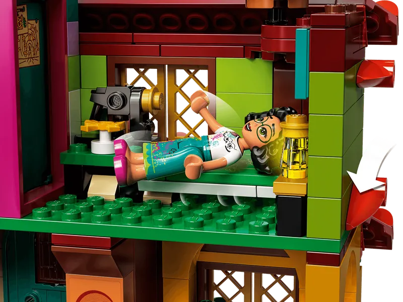 The Madrigal House by LEGO – product photo 6 of 13