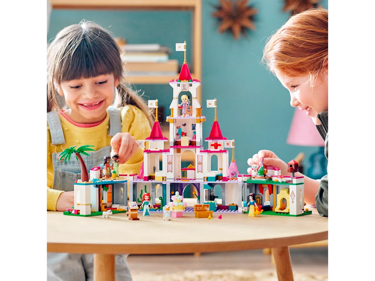 LEGO Ultimate Adventure Castle (43205) - image 12