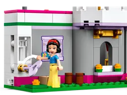 LEGO Ultimate Adventure Castle (43205) - image 6