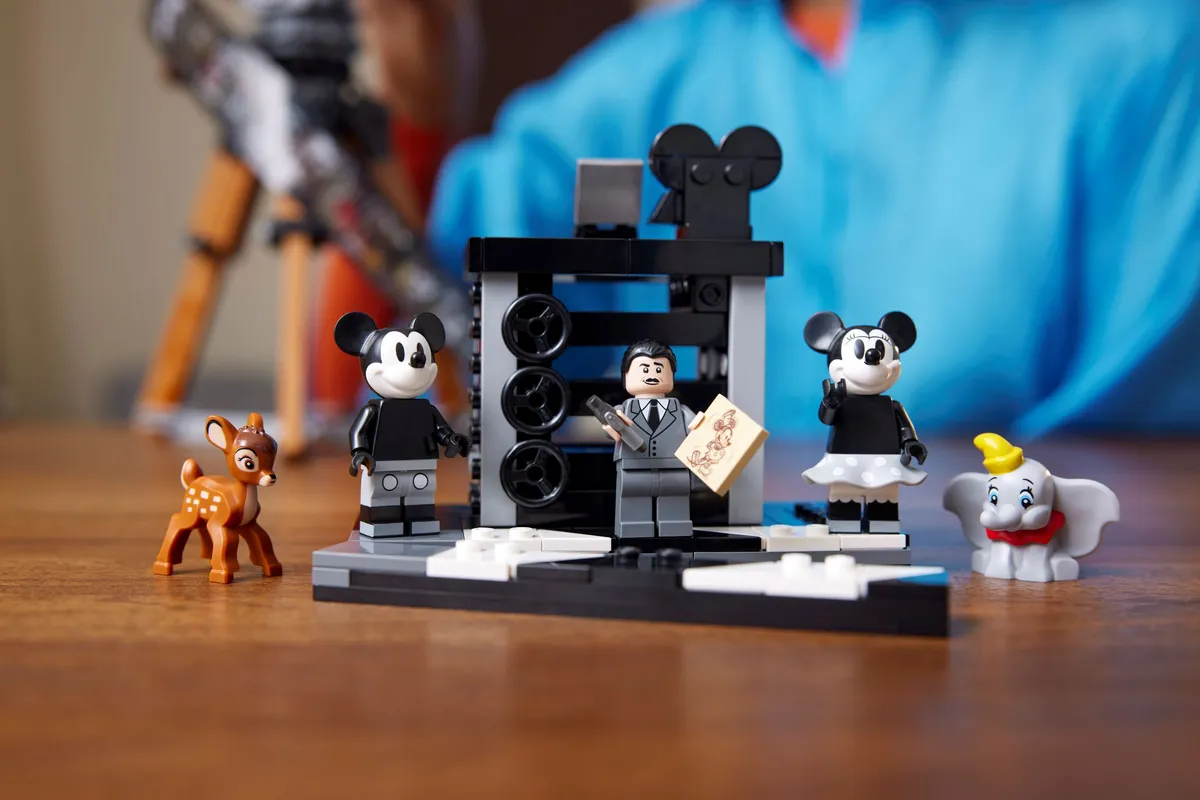 LEGO Walt Disney Tribute Camera (43230) - Bild 9