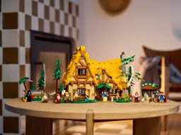 LEGO Snow White and the Seven Dwarfs' Cottage (43242) - afbeelding 10