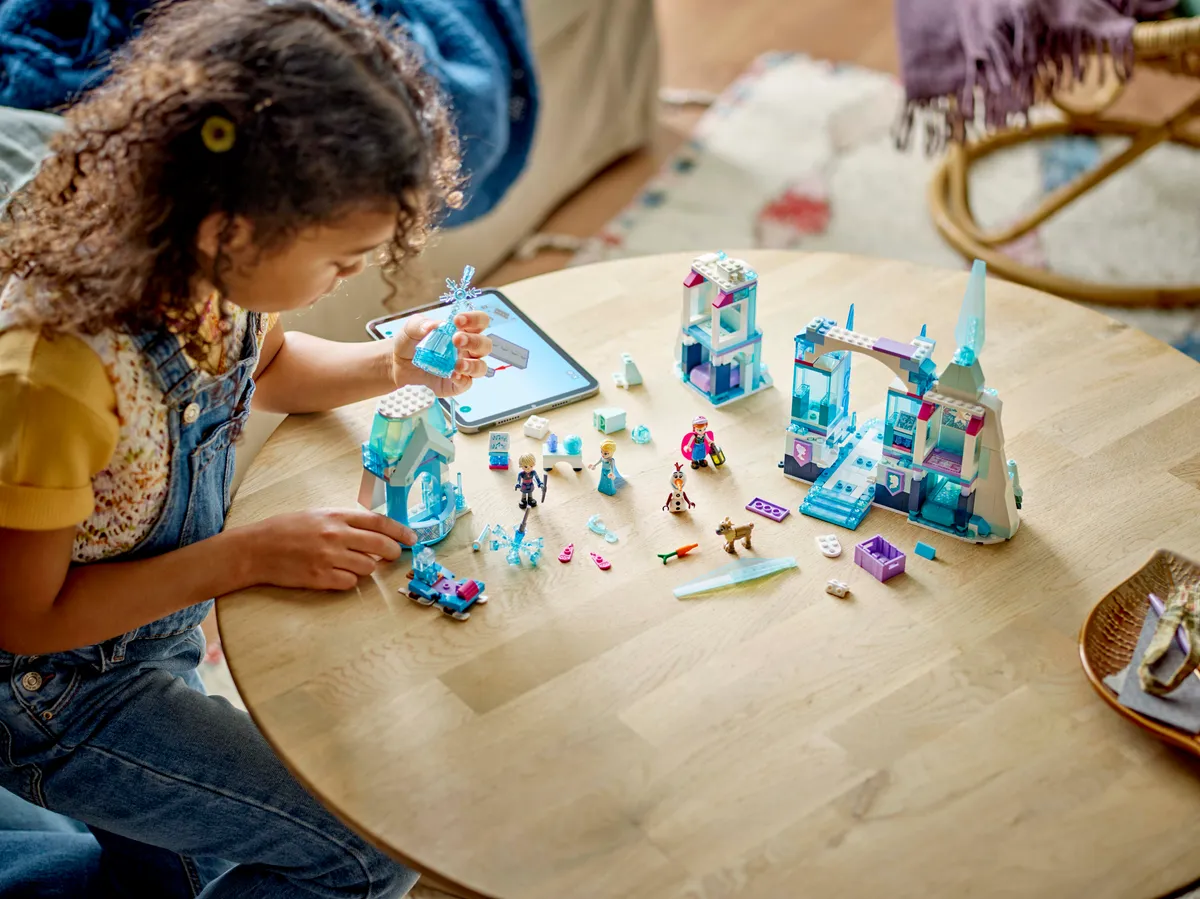 LEGO Elsa's Ice Palace (43244) - afbeelding 7