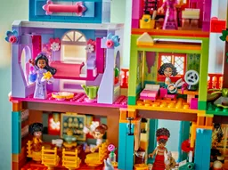 LEGO The Magical Madrigal House (43245) - image 11
