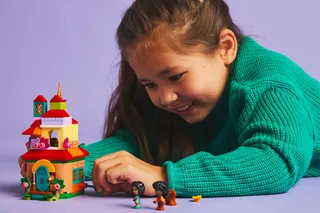 Encanto Mini House von LEGO – Produktfoto 7 von 11