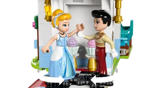 Cinderella's Castle & Horse Carriage by LEGO – product photo 2 of 11
