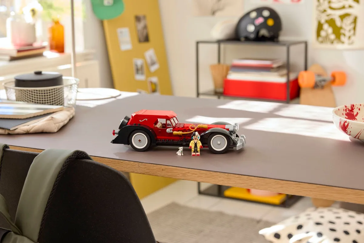 LEGO Cruella De Vil's Car (43277) - Bild 9