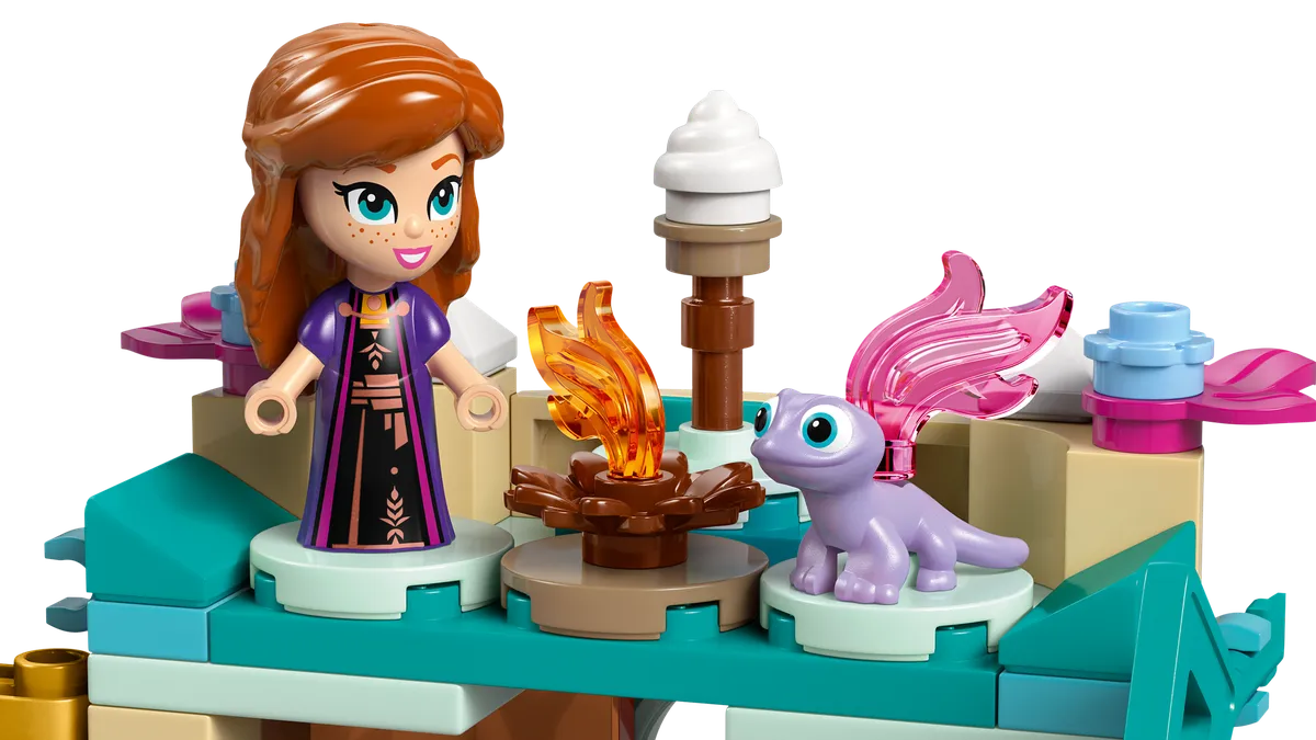 LEGO Mini Arendelle Castle & Elsa's Ice Palace (43278) - Bild 3