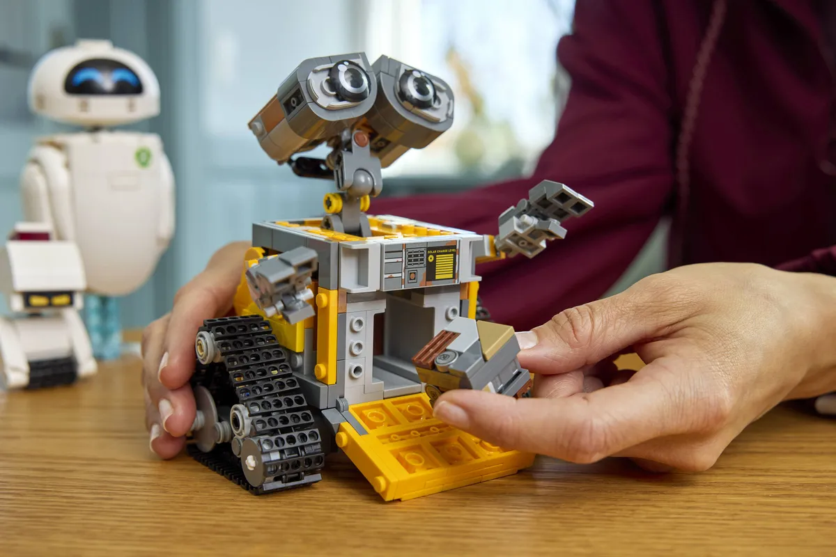 LEGO WALL-E and EVE (43279) - Bild 11