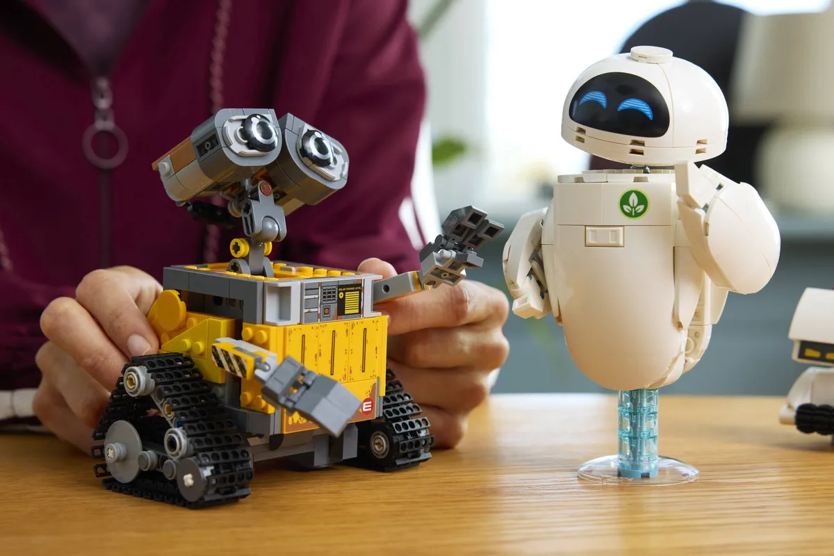 LEGO WALL-E and EVE (43279) - Bild 7