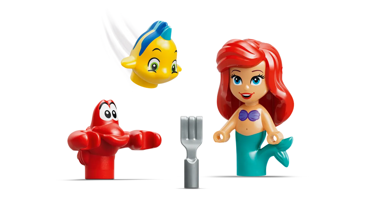 LEGO Ariel's Magical Mini Palace (43285) - image 4
