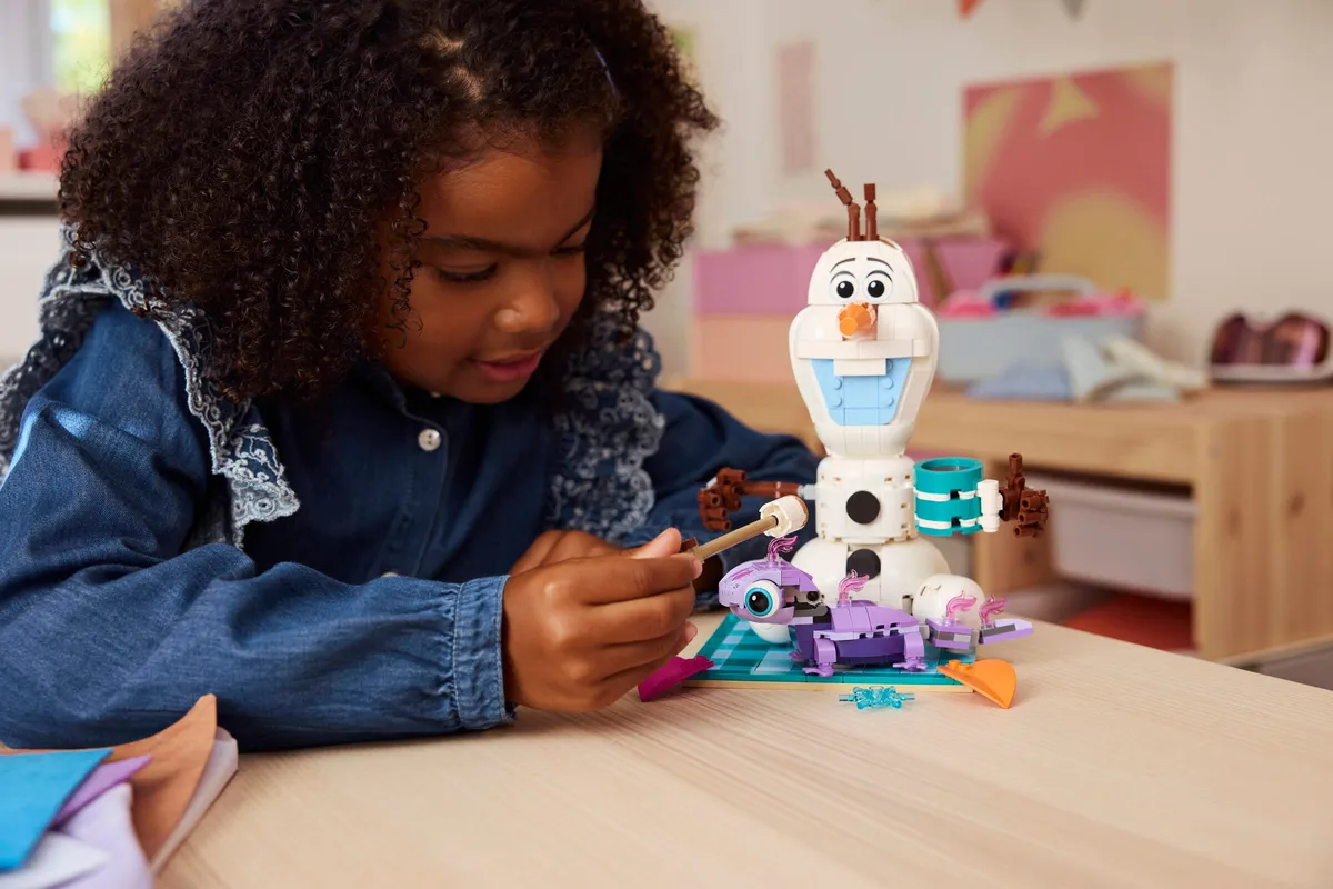 LEGO Olaf and Bruni’s Picnic Fun (43287) - Bild 6