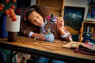 Sally's Flowerpot - Image 6 of 10