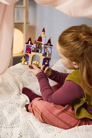 Belle & the Beast's Enchanted Castle von LEGO – Produktfoto 10 von 13