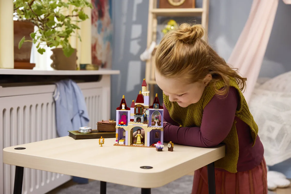 LEGO Belle & the Beast's Enchanted Castle (43289) - Bild 8
