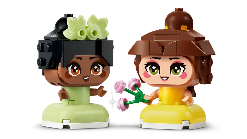 Mini Belle & Tiana with Castle fra LEGO – produktbillede 3 af 11