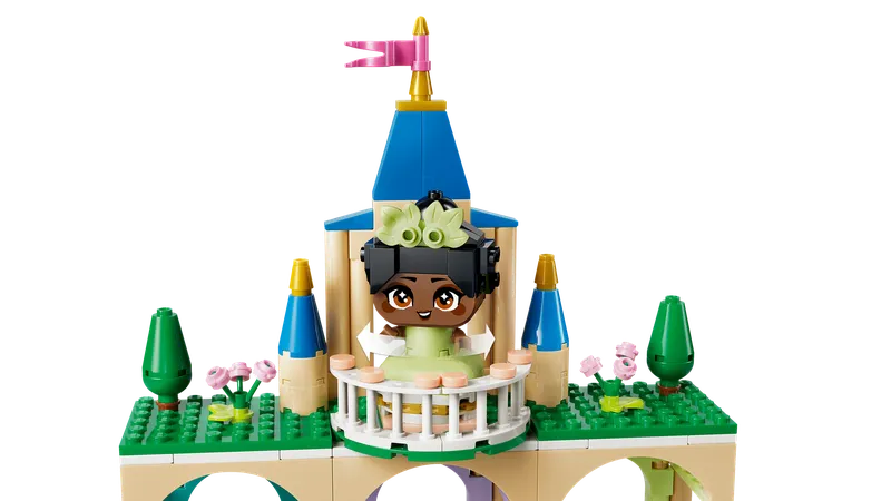 Mini Belle & Tiana with Castle fra LEGO – produktbillede 6 af 11