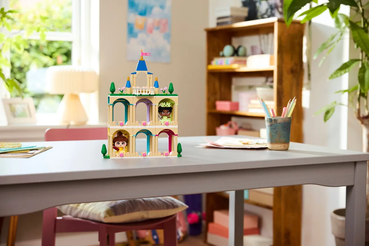 LEGO Mini Belle & Tiana with Castle (43291) - Bild 8