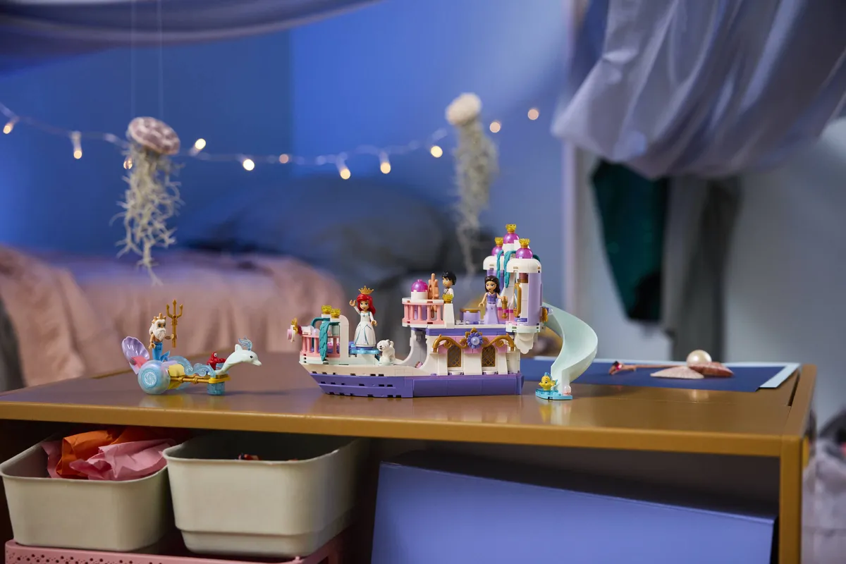 LEGO Ariel's Royal Wedding Boat (43299) - Bild 11