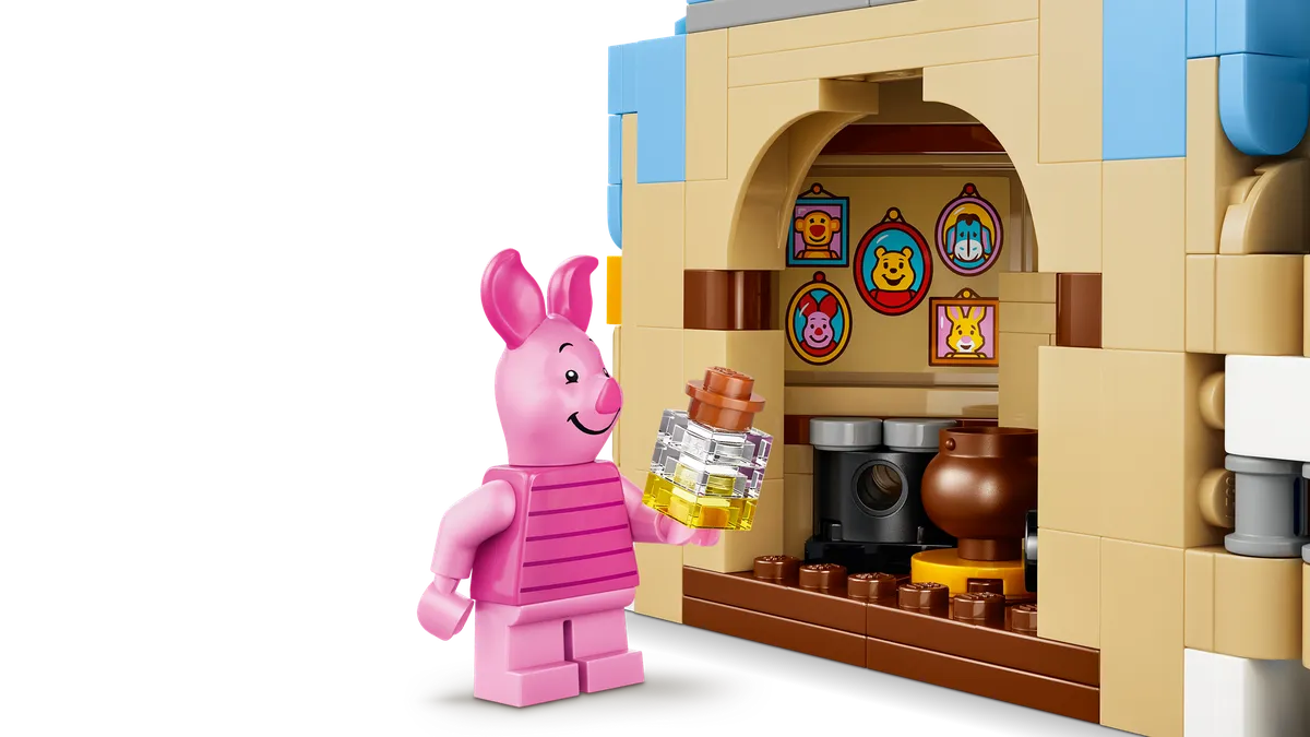 LEGO Piglet's Birthday Fun (43305) - Bild 4