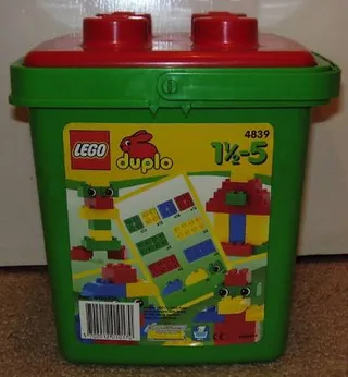 Bucket van LEGO – productfoto