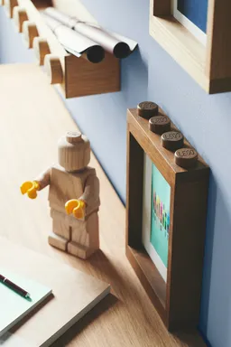 LEGO Wooden Picture Frame – Dark Oak (5007110) - afbeelding 1