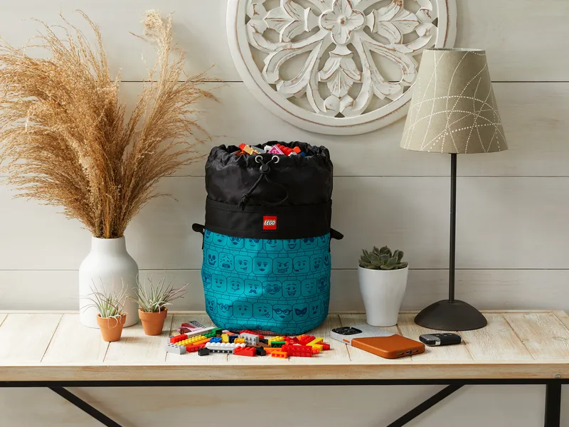 CINCH BUCKET TEAL MF HEAD PRINT von LEGO – Produktfoto 2 von 2