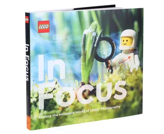 In Focus Book de LEGO – photo du produit 1 sur 7